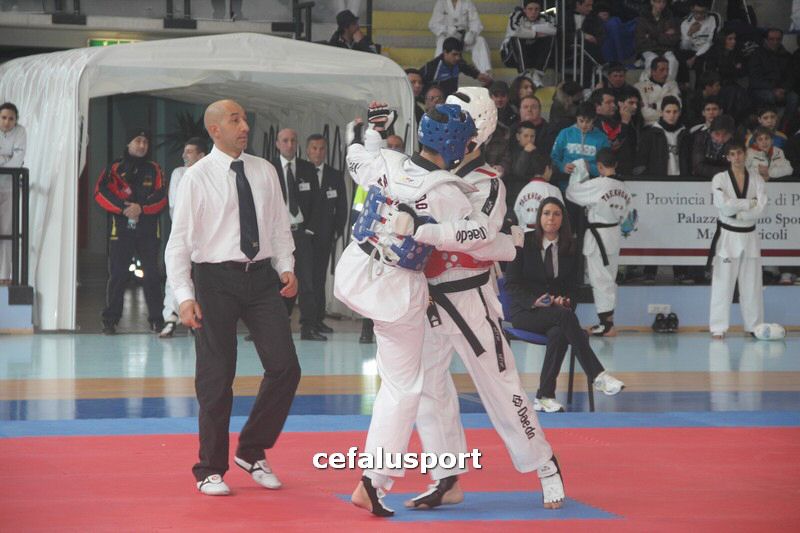120212 Teakwondo 075_tn.jpg
